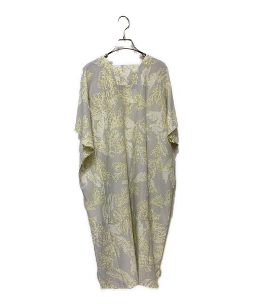 plantation（プランテーション）Plantation (プランテーション) 総柄ワンピース グレー サイズ:M 未使用品の古着・服飾アイテム