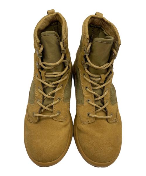 Danner（ダナー）Danner (ダナー) トレッキングシューズ ベージュ サイズ:26.5の古着・服飾アイテム