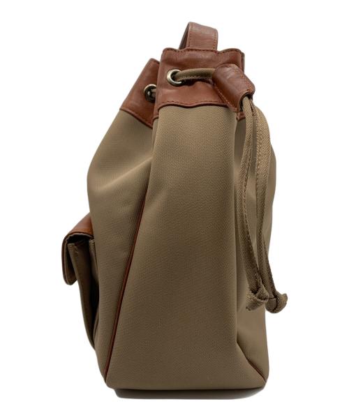 ISSEY MIYAKE（イッセイミヤケ）ISSEY MIYAKE (イッセイミヤケ) ショルダーバッグ ブラウンの古着・服飾アイテム