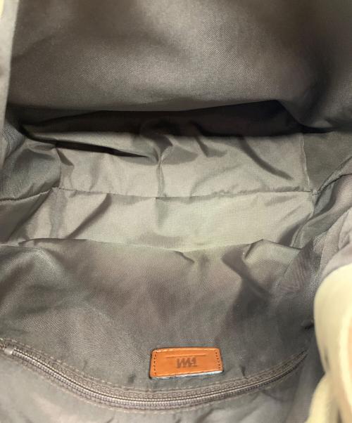 ISSEY MIYAKE（イッセイミヤケ）ISSEY MIYAKE (イッセイミヤケ) ショルダーバッグ ブラウンの古着・服飾アイテム