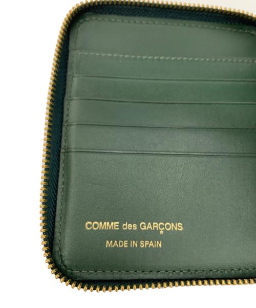 COMME des GARCONS（コムデギャルソン）COMME des GARCONS (コムデギャルソン) CLASSIC PLAIN2つ折り財布 グリーンの古着・服飾アイテム