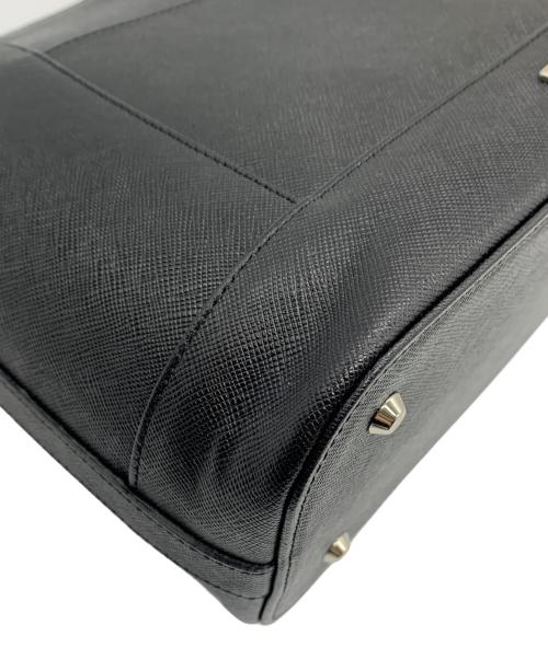 BURBERRY（バーバリー）BURBERRY (バーバリー) ハンドバッグ ブラックの古着・服飾アイテム