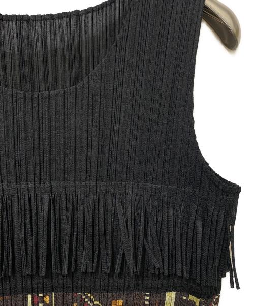 PLEATS PLEASE（プリーツプリーズ）PLEATS PLEASE (プリーツプリーズ) フリンジノースリーブプリーツワンピース ブラック サイズ:4の古着・服飾アイテム