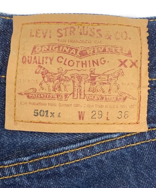 LEVI'S（リーバイス）LEVI'S (リーバイス) デニムパンツ ブルー サイズ: W29×L36の古着・服飾アイテム