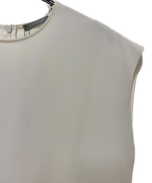 theory luxe（セオリーリュクス）theory luxe (セオリーリュクス) LUVE EMINA BLOUSE アイボリー サイズ:038 未使用品の古着・服飾アイテム