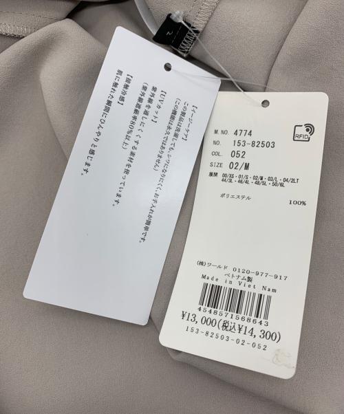 UNTITLED（アンタイトル）UNTITLED (アンタイトル) リラクミスト2WAYブラウス ベージュ サイズ:M 未使用品の古着・服飾アイテム