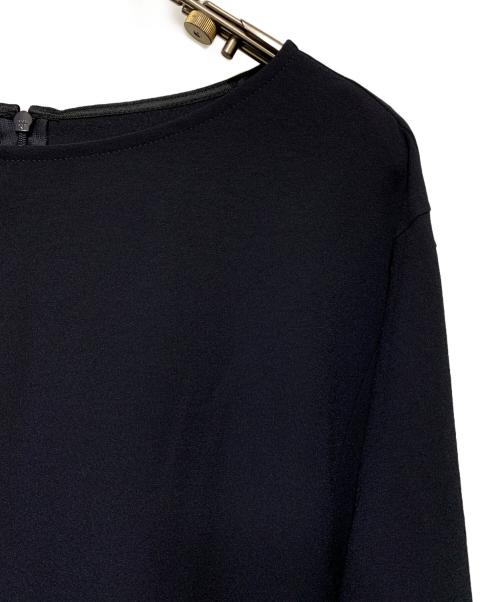 UNTITLED（アンタイトル）UNTITLED (アンタイトル) リラクミストモモンガブラウス ネイビー サイズ:02 未使用品の古着・服飾アイテム