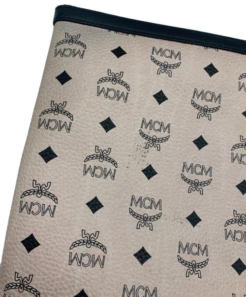 MCM（エムシーエム）MCM (エムシーエム) クラッチバッグ ピンクの古着・服飾アイテム