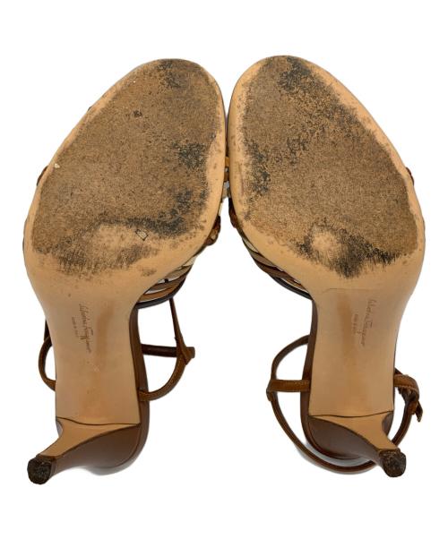 Salvatore Ferragamo（サルヴァトーレ フェラガモ）Salvatore Ferragamo (サルヴァトーレ フェラガモ) ストラップサンダル ブラウン サイズ:5 1/2の古着・服飾アイテム