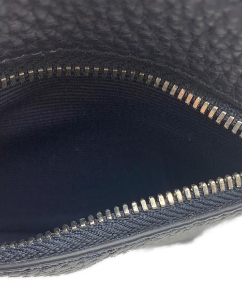 LACOSTE（ラコステ）LACOSTE (ラコステ) トラぺゾイドチェーンショルダーバッグ  ブルーの古着・服飾アイテム