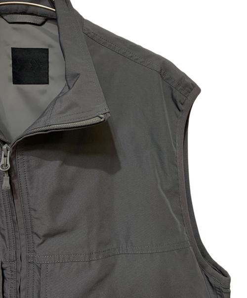 DAIWA PIER39（ダイワ ピア39）DAIWA PIER39 (ダイワ ピア39) TECH TACTICAL MOUNTAIN VEST グレー サイズ:Lの古着・服飾アイテム