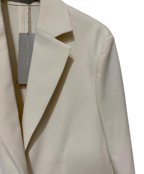 theory luxe（セオリーリュクス）theory luxe (セオリーリュクス) KINZY JACKET アイボリー サイズ:038 未使用品の古着・服飾アイテム
