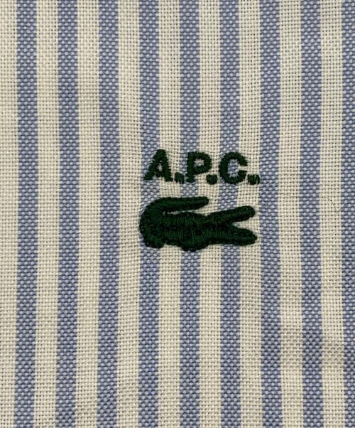 A.P.C.（アーペーセー）A.P.C. (アーペーセー) LACOSTE (ラコステ) コットンオックスフォード ストライプシャツ スカイブルー×ホワイト サイズ:Lの古着・服飾アイテム