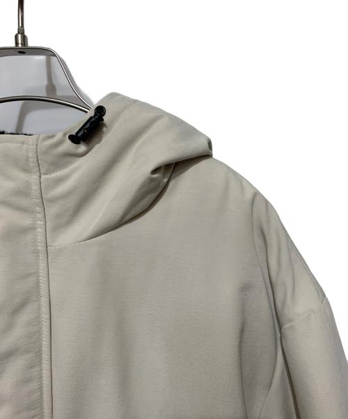 GAP（ギャップ）GAP (ギャップ) ダウンジャケット ベージュ サイズ:Mの古着・服飾アイテム