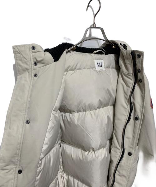 GAP（ギャップ）GAP (ギャップ) ダウンジャケット ベージュ サイズ:Mの古着・服飾アイテム