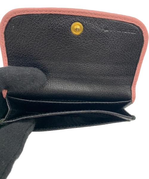 MIU MIU（ミュウミュウ）MIU MIU (ミュウミュウ) カードケース ピンク×ブラックの古着・服飾アイテム