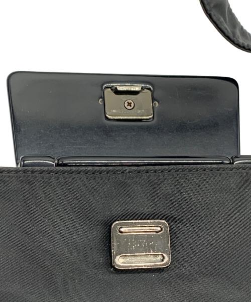 PRADA（プラダ）PRADA (プラダ) セミショルダーバッグ ブラックの古着・服飾アイテム