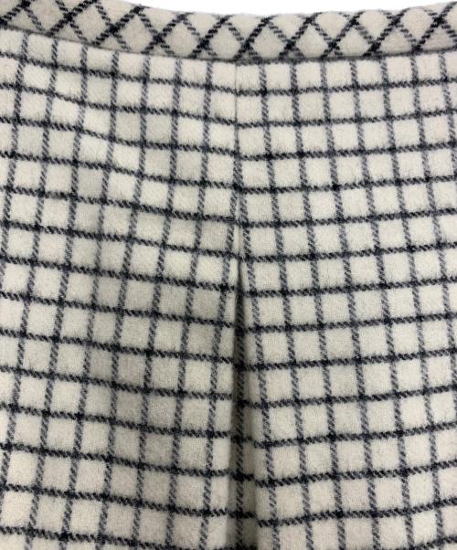 DRAWER（ドゥロワー）Drawer (ドゥロワー) スカート ホワイト サイズ:40の古着・服飾アイテム