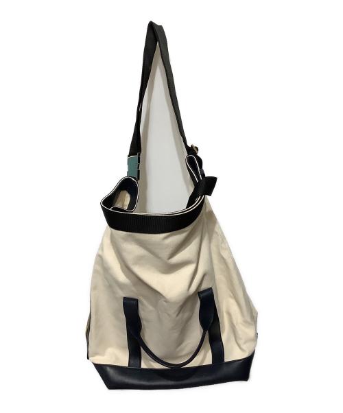 sacai（サカイ）sacai (サカイ) ランドリーバッグ アイボリー×ブラックの古着・服飾アイテム