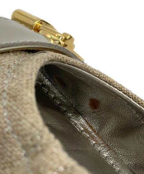 LOUIS VUITTON（ルイ ヴィトン）LOUIS VUITTON (ルイ ヴィトン) パドロックバレエシューズ ベージュ サイズ:35の古着・服飾アイテム