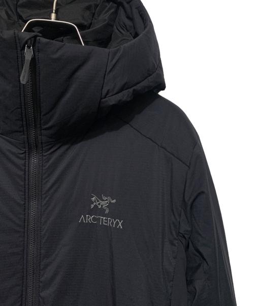 ARC'TERYX（アークテリクス）ARC'TERYX (アークテリクス) ATOM HEAVYWEIGHT HOODY ブラック サイズ:Mの古着・服飾アイテム