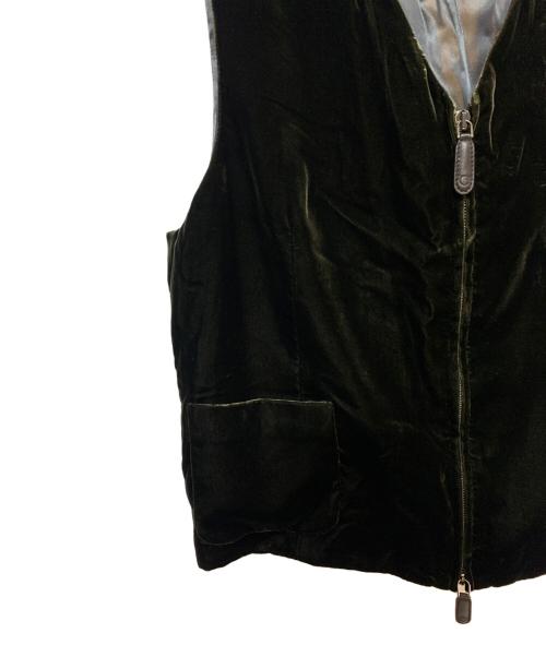 GIORGIO ARMANI（ジョルジョアルマーニ）GIORGIO ARMANI (ジョルジョアルマーニ) ベロアベスト カーキ サイズ:52の古着・服飾アイテム