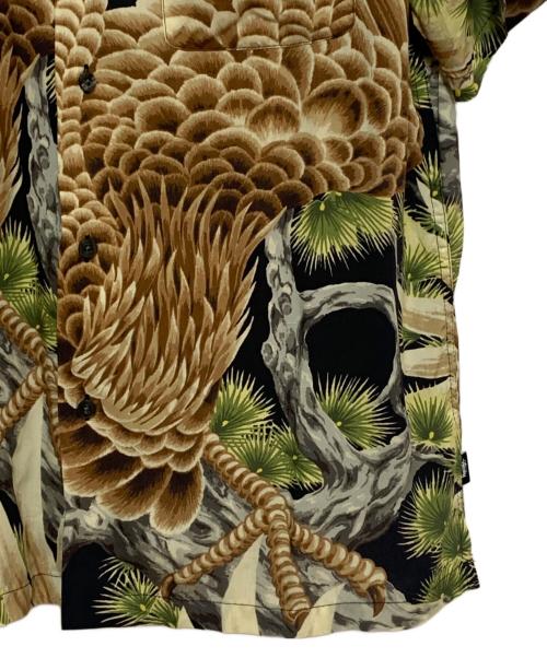 stussy（ステューシー）stussy (ステューシー) BIG FALCON アロハシャツ ブラック×ブラウン×グリーン サイズ:Mの古着・服飾アイテム