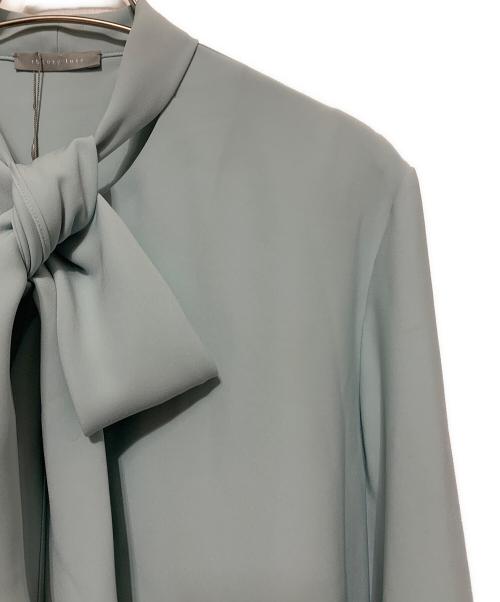 theory luxe（セオリーリュクス）theory luxe (セオリーリュクス) MARVINE SAYLIE Blouse スカイブルー サイズ:040 未使用品の古着・服飾アイテム