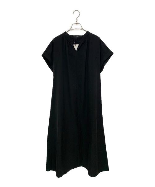 INDIVI（インディヴィ）INDIVI (インディヴィ) アクティブワンピース ブラック サイズ:38 未使用品の古着・服飾アイテム