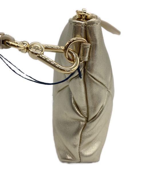 COLE HAAN（コールハーン）COLE HAAN (コールハーン) クラッチバッグ ゴールドの古着・服飾アイテム