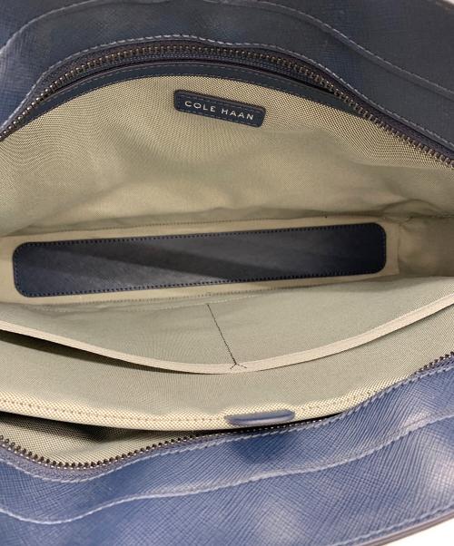COLE HAAN（コールハーン）COLE HAAN (コールハーン) スローン アタッシュ ネイビーの古着・服飾アイテム