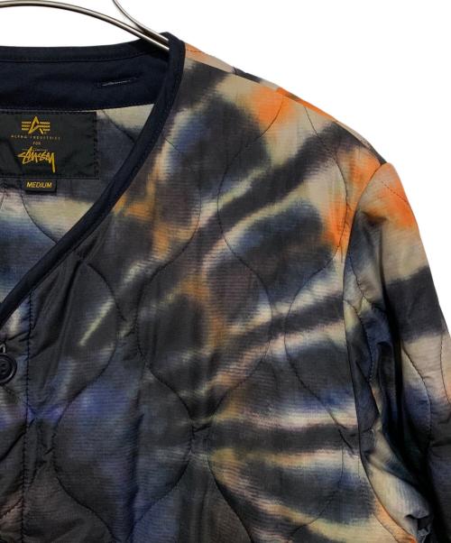 ALPHA（アルファ）ALPHA (アルファ) stussy (ステューシー) キルティングジャケット ネイビー×オレンジ サイズ:Mの古着・服飾アイテム