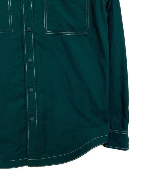LACOSTE（ラコステ）LACOSTE (ラコステ) リバーシブルスナップボタンシャツ グリーン サイズ:US M/FR 40の古着・服飾アイテム