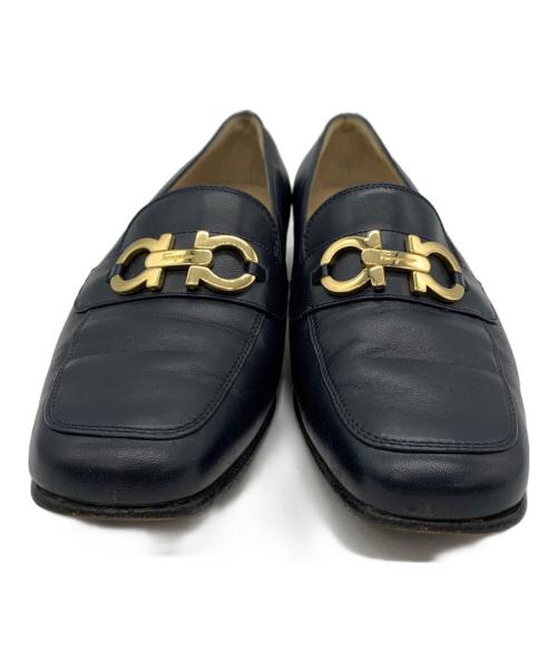 Salvatore Ferragamo（サルヴァトーレ フェラガモ）Salvatore Ferragamo (サルヴァトーレ フェラガモ) ダブルガンチーニローファー ネイビー サイズ:7の古着・服飾アイテム
