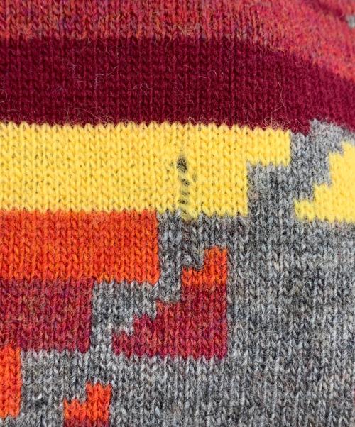 POLO RALPH LAUREN（ポロ・ラルフローレン）POLO RALPH LAUREN (ポロ・ラルフローレン) ネイティブ柄マフラー レッド×マルチの古着・服飾アイテム