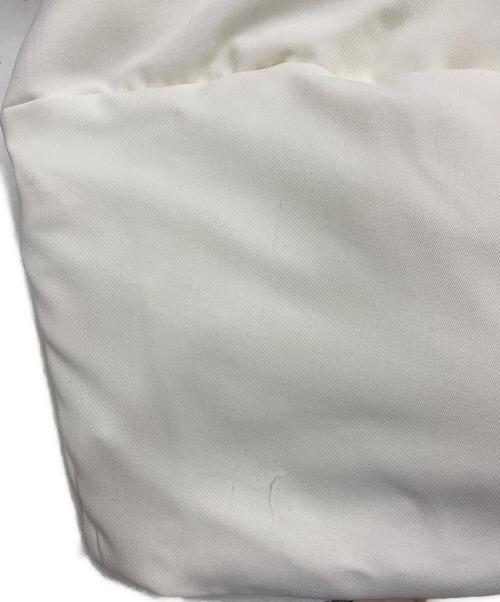 pinue（ピヌエ）PINUE (ピヌエ) ダウンジャケット ホワイト サイズ:Ｆの古着・服飾アイテム