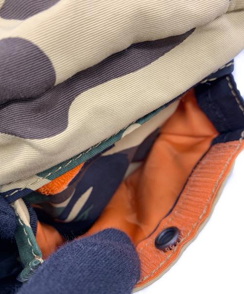 A BATHING APE（ア ベイシング エイプ）A BATHING APE (ア ベイシング エイプ) PORTER (ポーター) ウエストバッグの古着・服飾アイテム