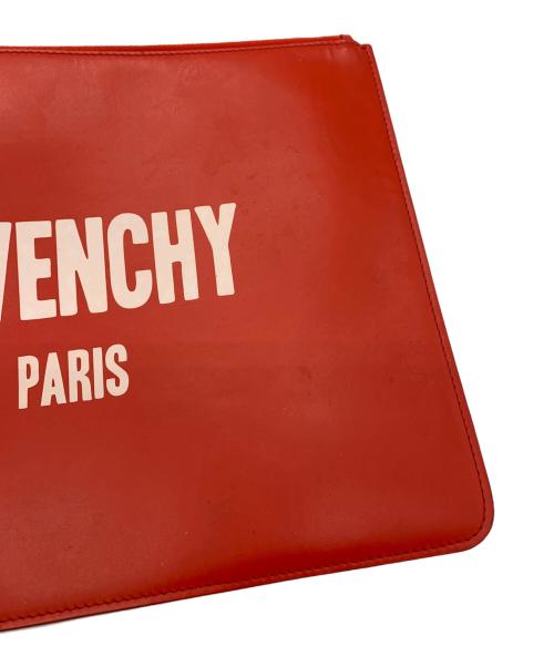 GIVENCHY（ジバンシィ）GIVENCHY (ジバンシィ) クラッチバッグ レッドの古着・服飾アイテム