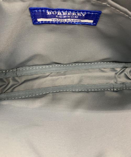BURBERRY BLUE LABEL（バーバリー ブルー レーベル）BURBERRY BLUE LABEL (バーバリーロンドンブルーレーベル) ハンドポーチ スカイブルーの古着・服飾アイテム