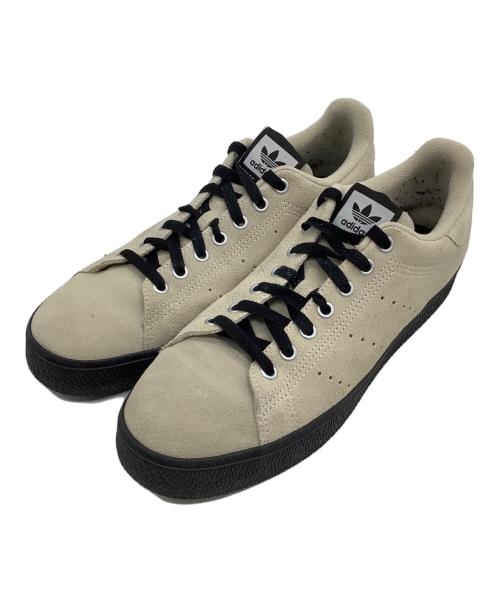 adidas（アディダス）adidas (アディダス) スニーカー ベージュ サイズ:27の古着・服飾アイテム