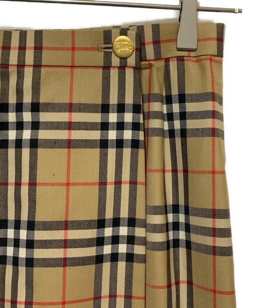 Burberry's（バーバリーズ）Burberry's (バーバリーズ) ノバチェックラップスカート ベージュ サイズ:40の古着・服飾アイテム