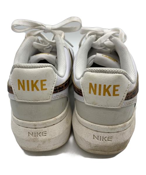 NIKE（ナイキ）NIKE (ナイキ) スニーカー ホワイト サイズ:24.5の古着・服飾アイテム