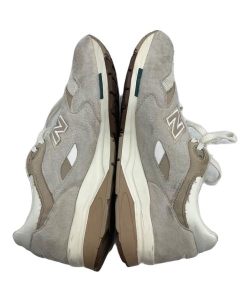 NEW BALANCE（ニューバランス）NEW BALANCE (ニューバランス) スニーカー グレー×ベージュ サイズ:28の古着・服飾アイテム