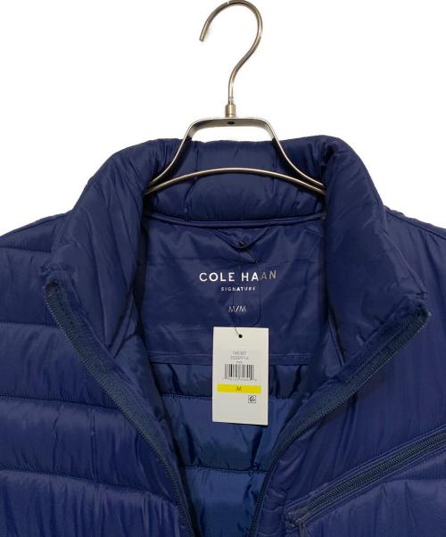 COLE HAAN（コールハーン）COLE HAAN (コールハーン) 中綿ベスト ブルー サイズ:M 未使用品の古着・服飾アイテム