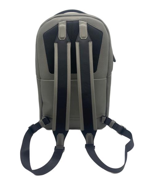 COLE HAAN（コールハーン）COLE HAAN (コールハーン) トライボロ バックパック グレー×ブラック 未使用品の古着・服飾アイテム