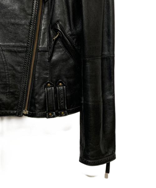 BURBERRY BLUE LABEL（バーバリーロンドンブルーレーベル）BURBERRY BLUE LABEL (バーバリーロンドンブルーレーベル) ラムレザージャケット ブラック サイズ:385の古着・服飾アイテム