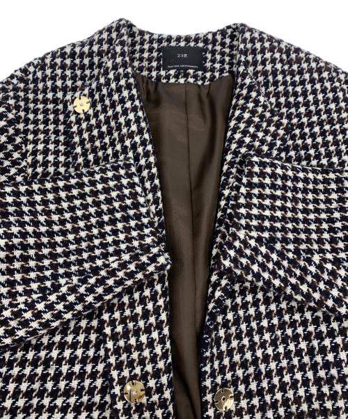 23区（ニジュウサンク）23区 (ニジュウサンク) ツイードノーカラーコート ブラック×ホワイト×ブラウン サイズ:38の古着・服飾アイテム