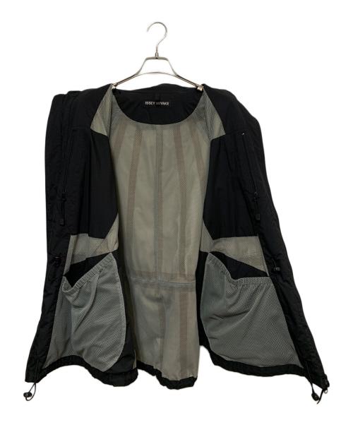 ISSEY MIYAKE（イッセイミヤケ）ISSEY MIYAKE (イッセイミヤケ) ジップコート ブラック サイズ:2の古着・服飾アイテム