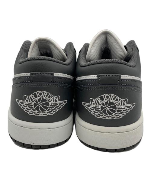 NIKE（ナイキ）NIKE (ナイキ) Air Jordan 1 Low グレー×ホワイト サイズ:28 未使用品の古着・服飾アイテム