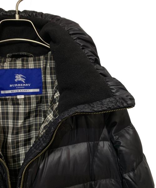 BURBERRY BLUE LABEL（バーバリー ブルー レーベル）BURBERRY BLUE LABEL (バーバリーロンドンブルーレーベル) ダウンコート ブラック サイズ:38の古着・服飾アイテム